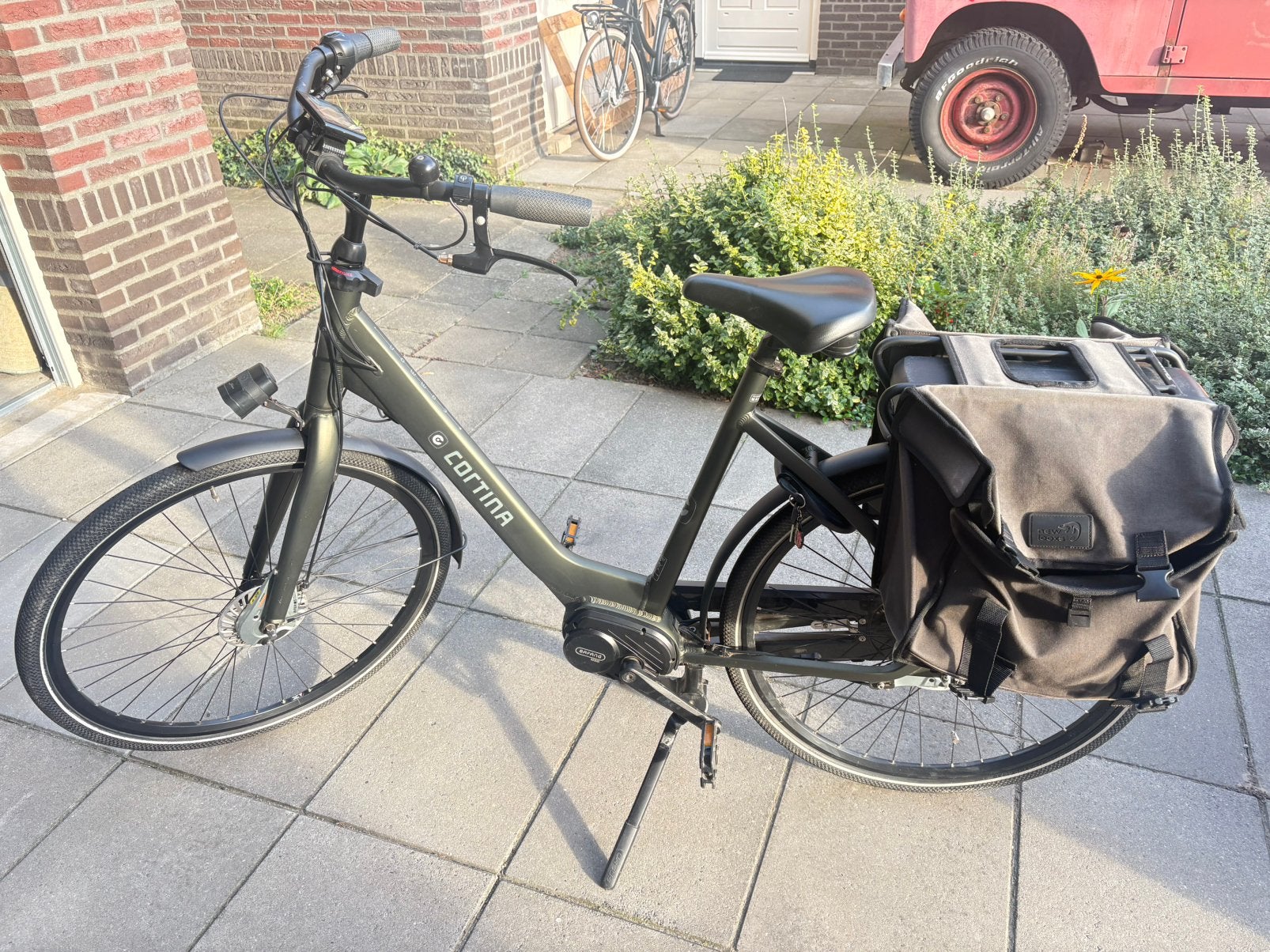 Cortina E-Common Damesfiets (Bafang M300) – Slechts 372 km, Fietsen en Brommers, Ophalen, Zo goed als nieuw, Cortina, 51 tot 55 cm