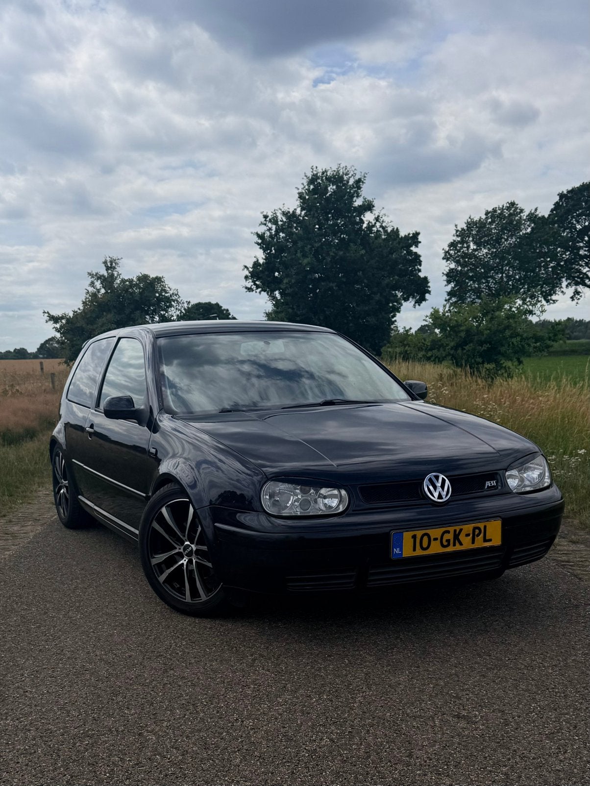 Volkswagen Golf 2.0 85KW 2001 Blauw, 4 cilinders, 1984 cc, Blauw, 49 €/maand