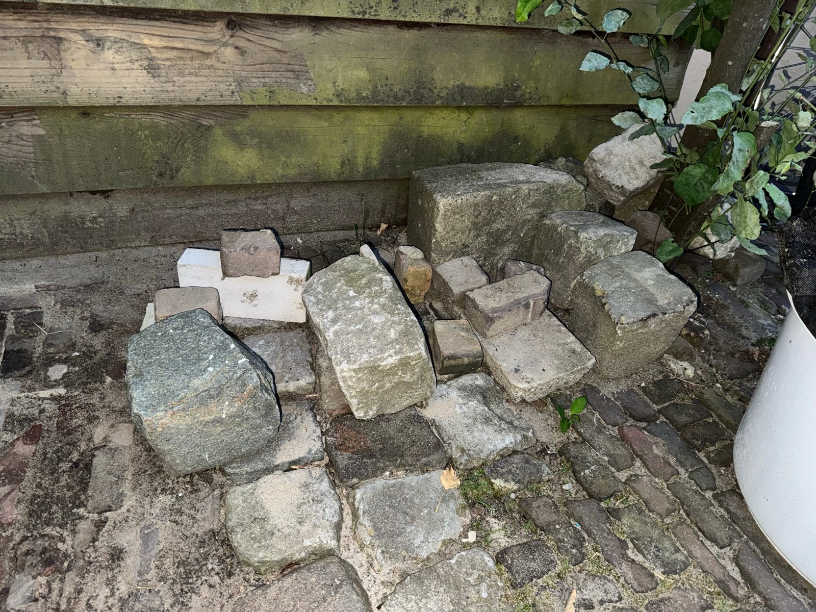 Grote stenen voor in de tuin (diverse formaten), Tuin en Terras, Grind, Keien en Split, Ophalen, Overige materialen, Gebruikt