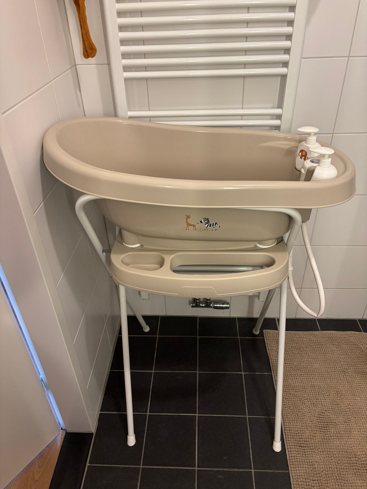 Bebe Jou Themrobad met standaard, Ophalen, Zo goed als nieuw, Badje, Bébé-jou