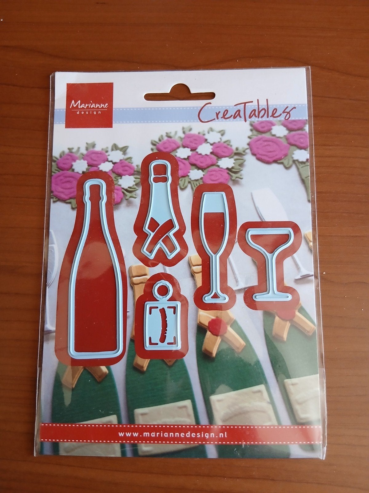 Nieuw marianne design snijmal set wijn/ champagne = 3,50, Ophalen of Verzenden, Nieuw, Overige thema's, Pons of Mal