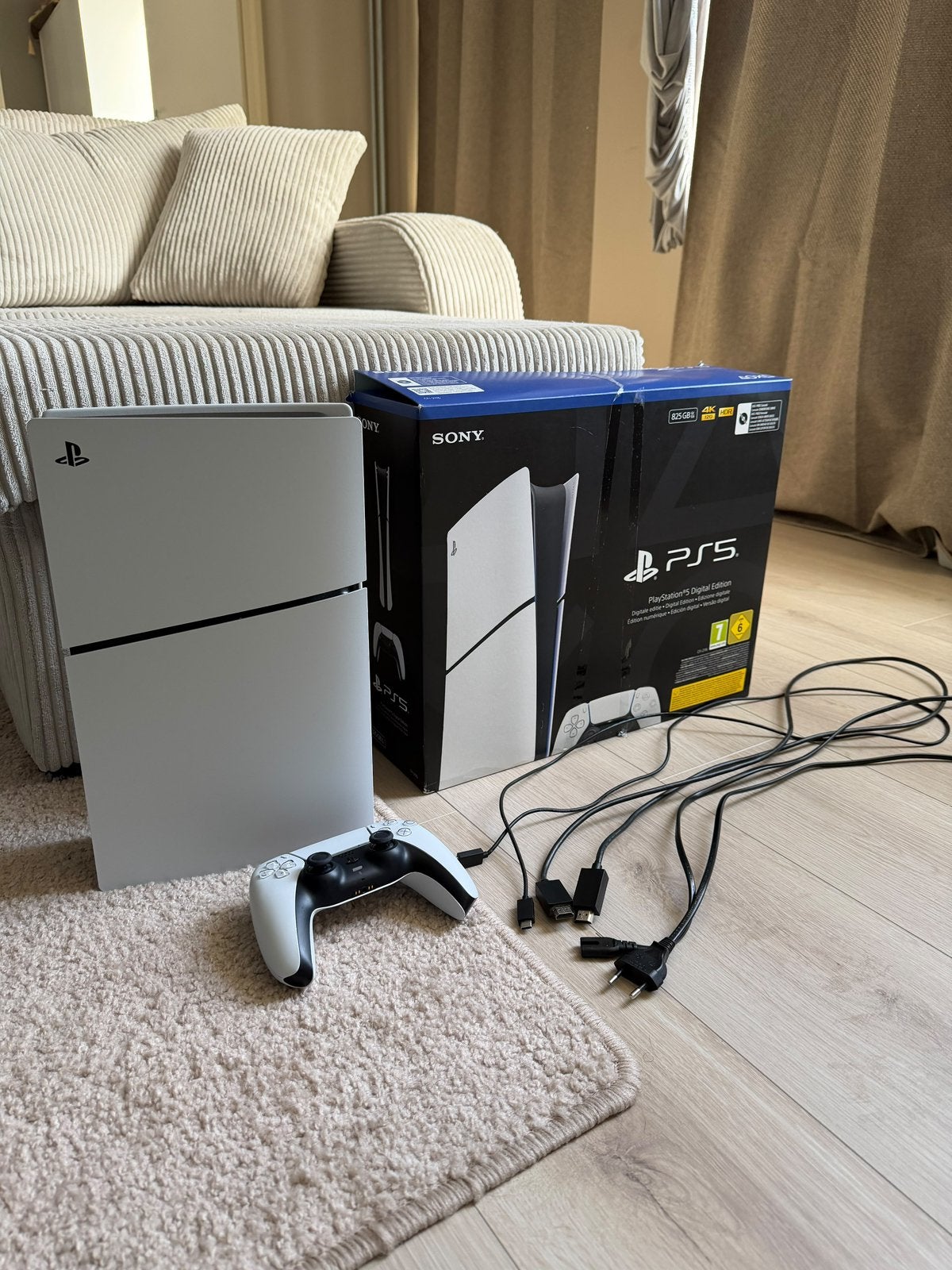Ps5 - 825 GB - digital edition., Ophalen, Zo goed als nieuw, Met 1 controller