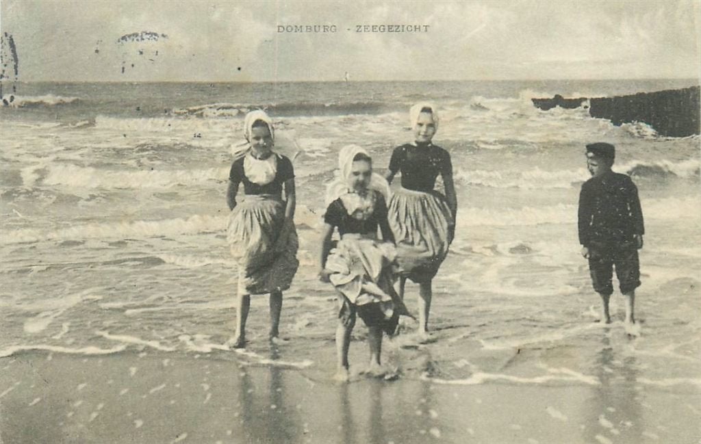 701-429-019 Domburg Zeegezicht, Verzamelen, Ophalen of Verzenden, Voor 1920, Zeeland