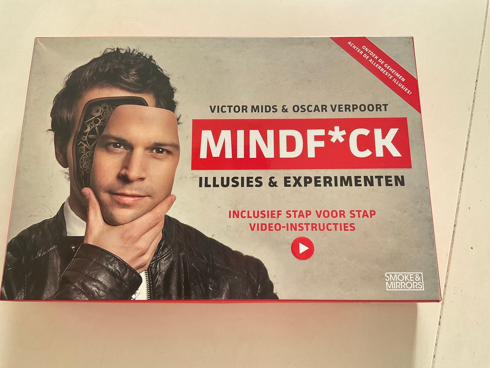 Mindf*ck Illusies & Experimenten - Victor Mids, Ophalen, Zo goed als nieuw