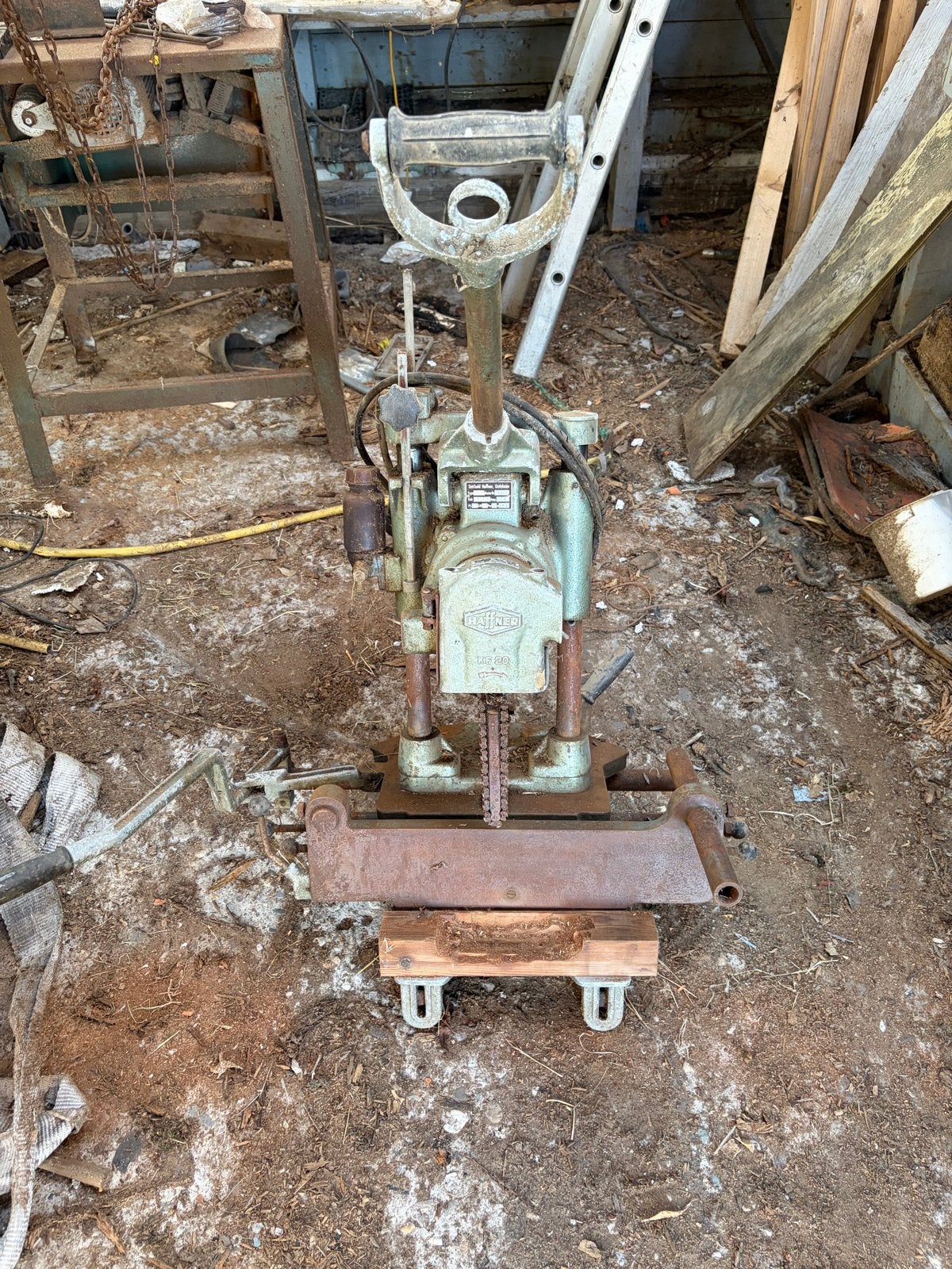 Oude Haffner KF 20 kettingfreesmachine, Ophalen