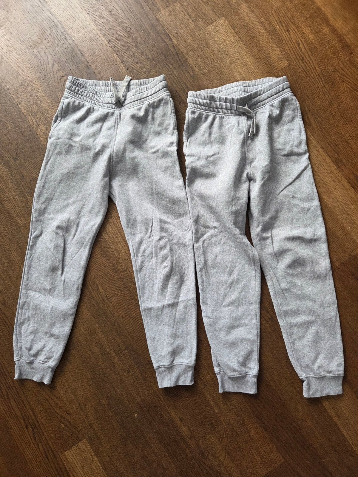 H&M jogging broeken grijs, Broek, H&M, Ophalen of Verzenden, Zo goed als nieuw