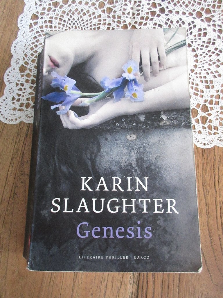 Genesis. Karin Slaughter, Boeken, Ophalen of Verzenden, Gelezen, Karin Slaughter