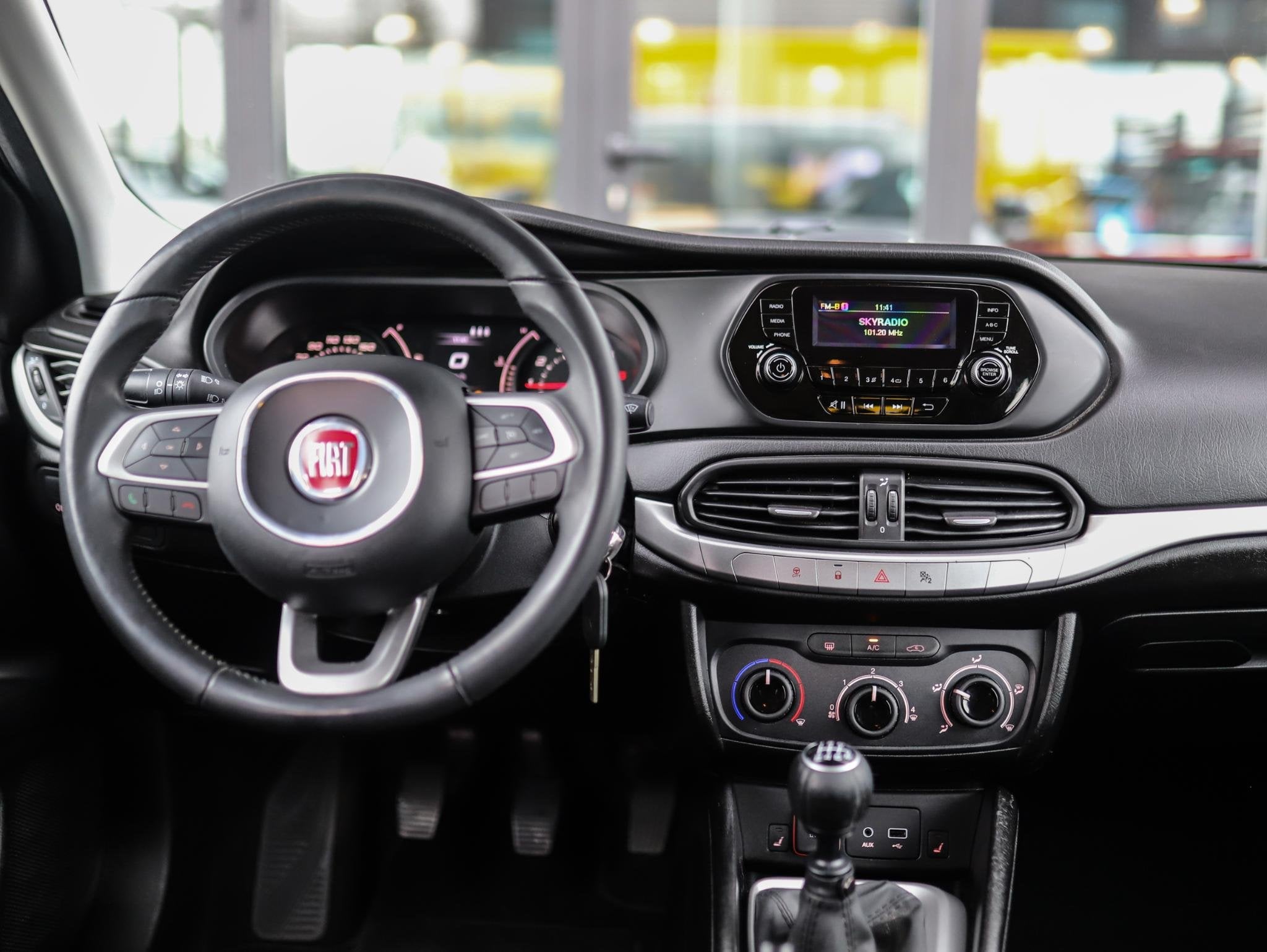 Fiat Tipo Stationwagon 1.4 16v Popstar | Stoelverw. | Cruise, Voorwielaandrijving, Stof, Gebruikt, Euro 6