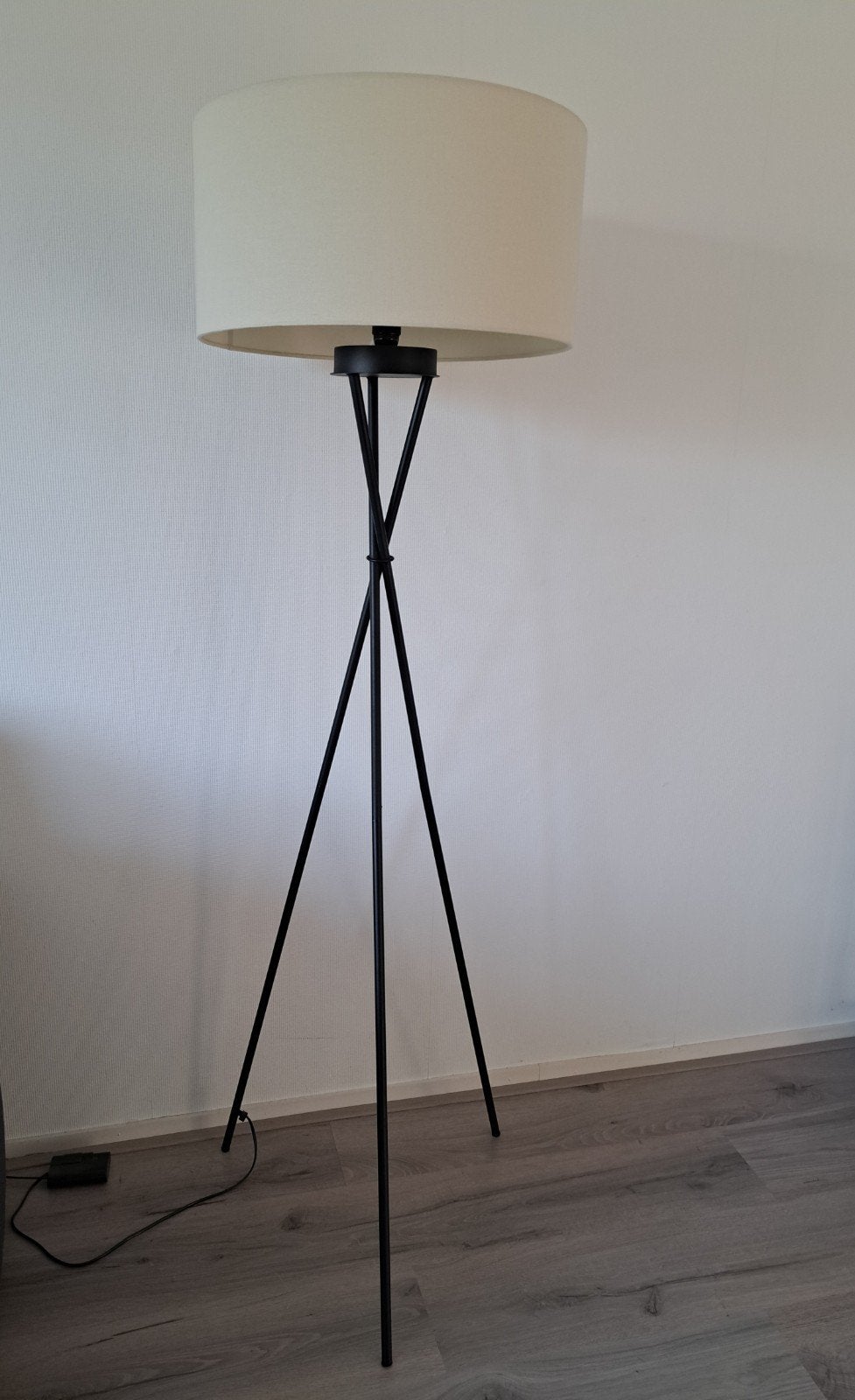 Vloerlamp Zwart 3-poot met Crème/Witte Kap en Dimmer, Ophalen, Gebruikt, Modern, Scandinavisch, E14 (klein)