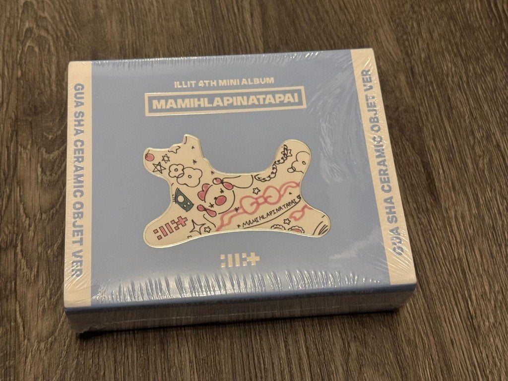 ILLIT 4th mini album GUA SHA (Gesealed), Pop, Ophalen of Verzenden, Verzamelalbum, Inclusief boekje