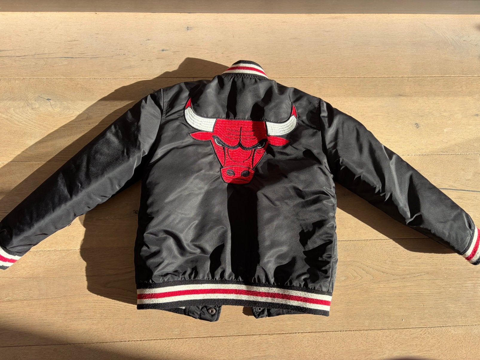 Chicago Bulls baseball jack maat 140, Ophalen of Verzenden, Gebruikt, Jongen of Meisje, Jas