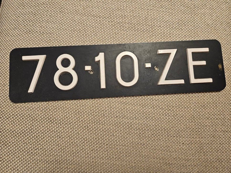 Nederlands kentekenplaat uit de vroege jaren '70, Ophalen of Verzenden