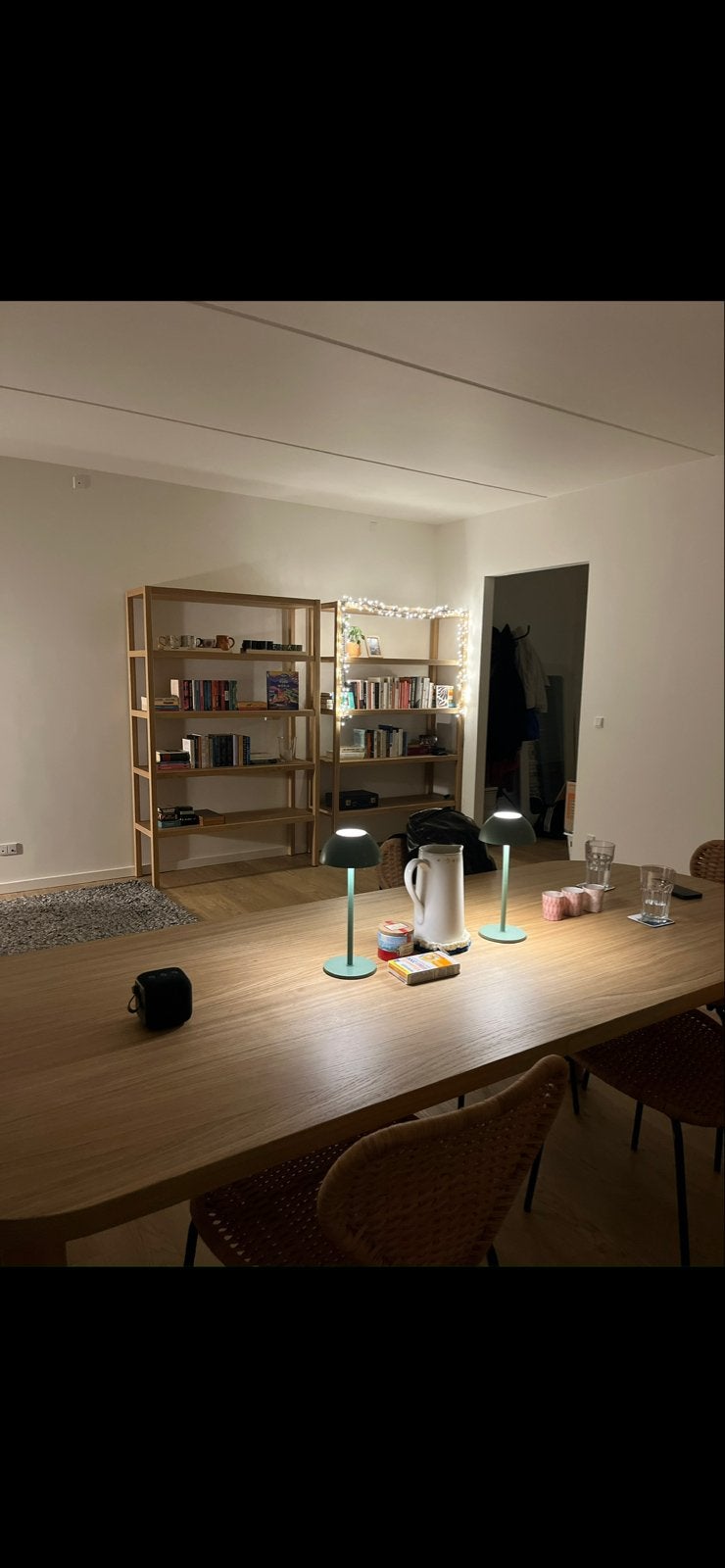 IKEA STOCKHOLM 2025 eettafel, ovaal, eikenfineer, Huis en Inrichting, Tafels | Eettafels, Ophalen, Eikenhout, 200 cm of meer, 50 tot 100 cm