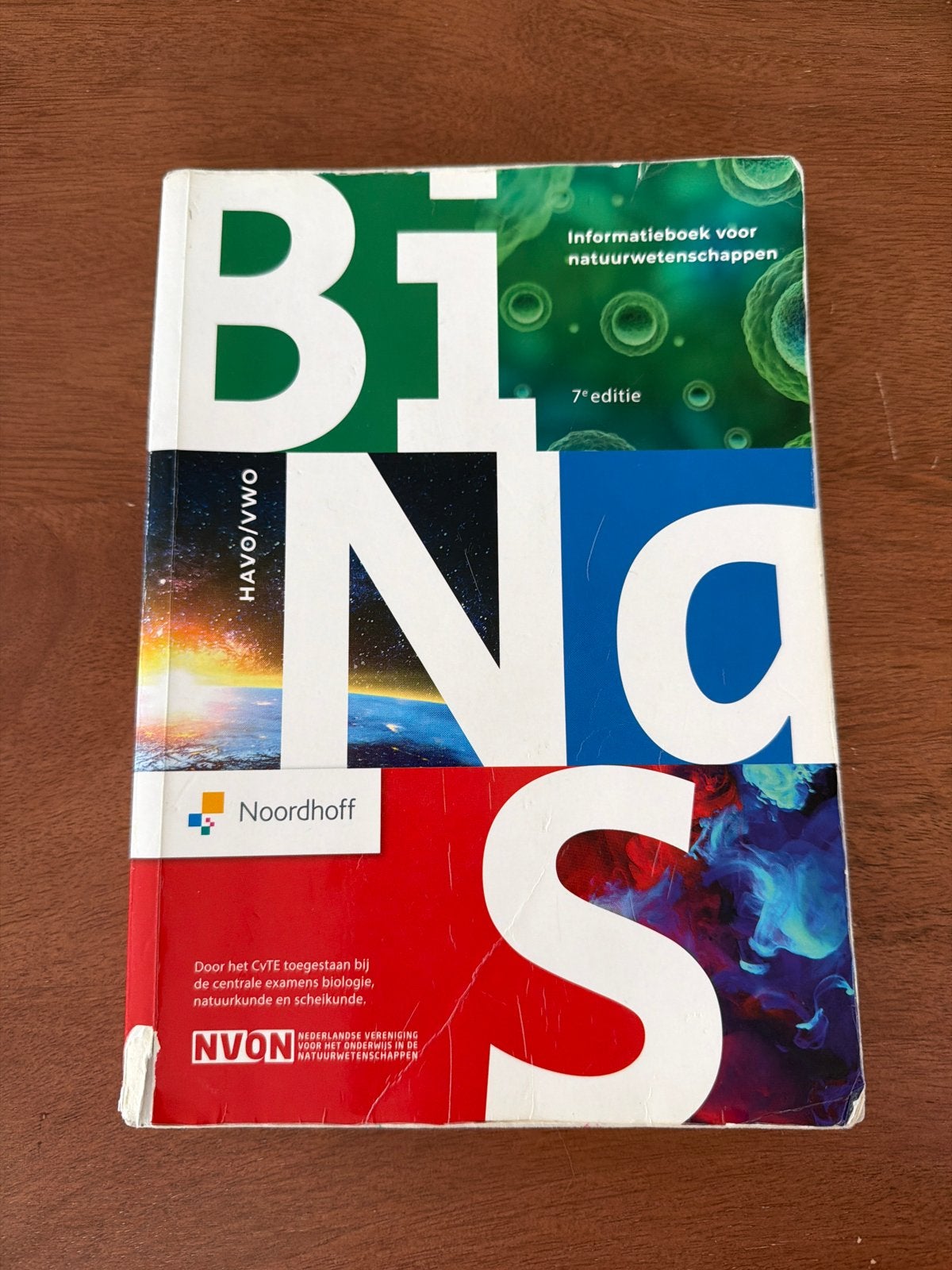 BINAS Informatieboek voor natuurwetenschappen 7e editie, Boeken, Ophalen, Gelezen, HAVO, Biologie