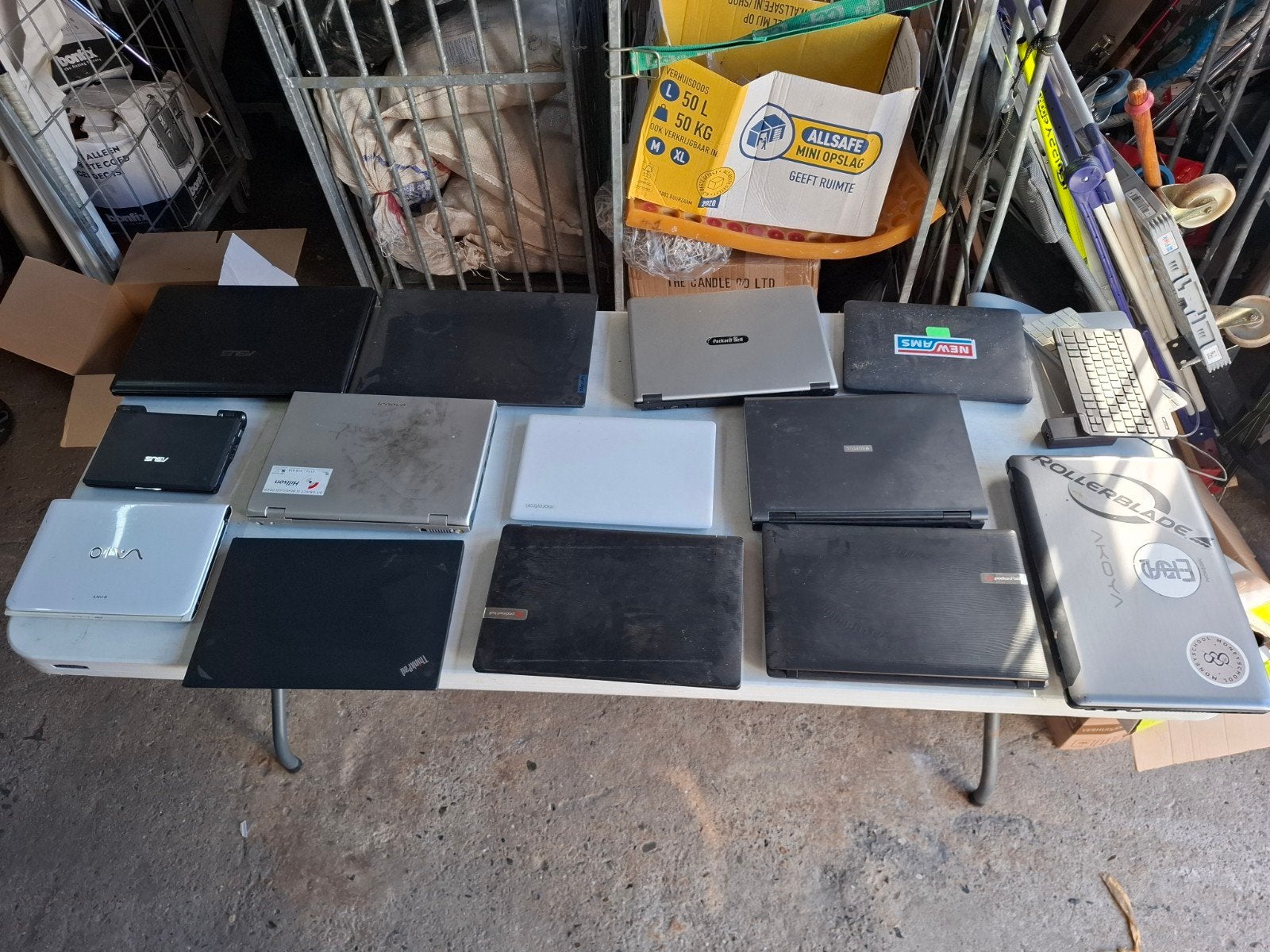 Partij laptops - Voor onderdele, Computers en Software, Diverse fabrikanten, Diverse (Dell, Lenovo, Asus, Sony, Packard Bell, Medion)