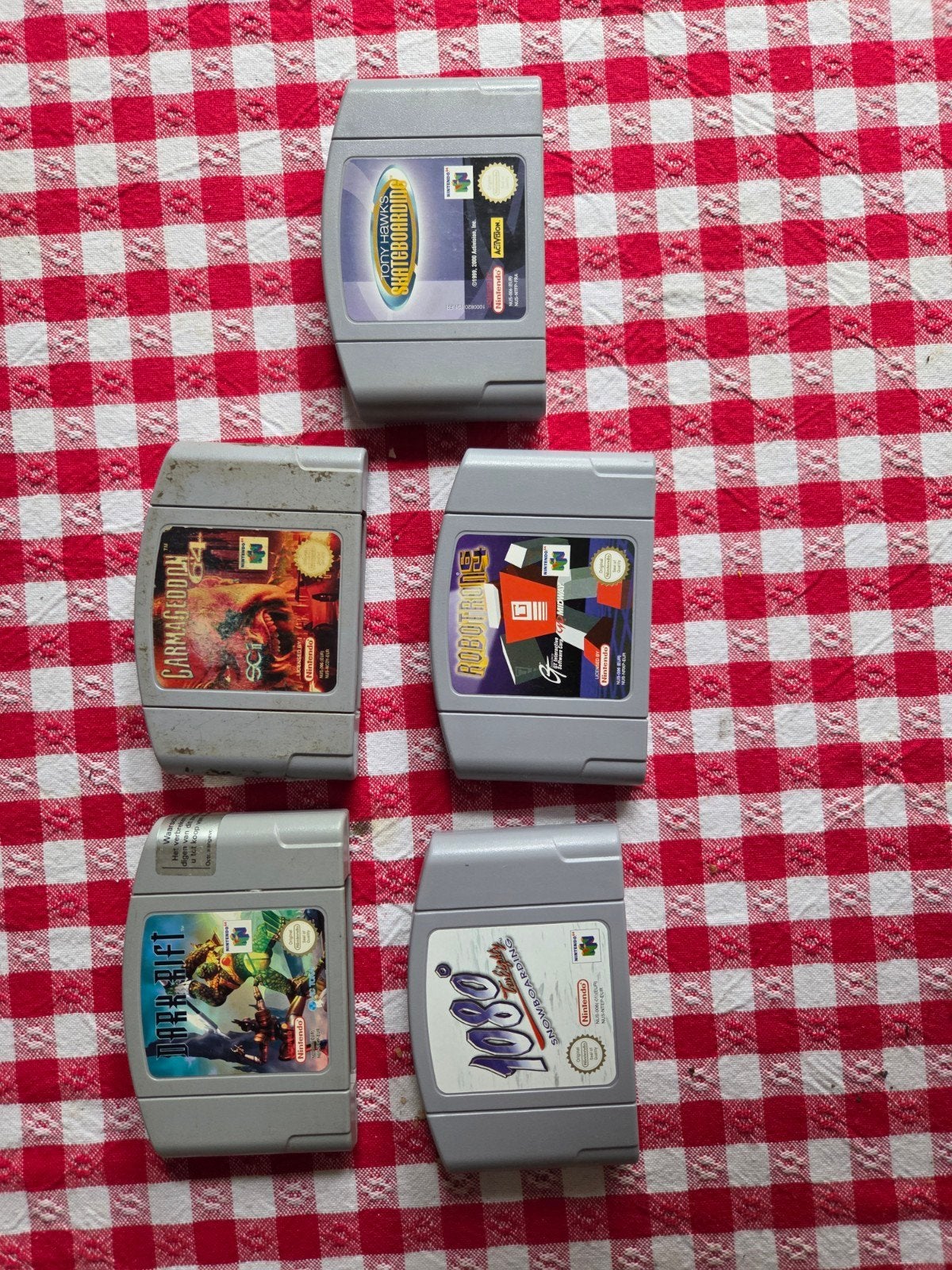 5maal 64 games: Tony Hawk's, Carmageddon, 1080 Snowboar, Ophalen