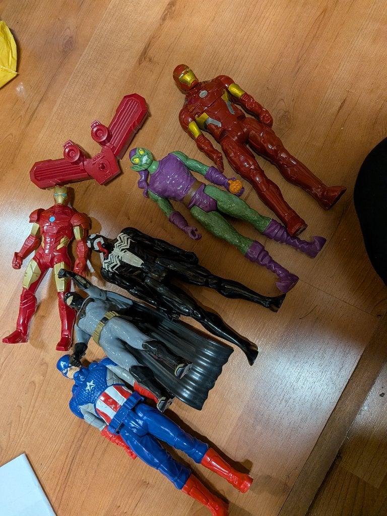 avengers= vanaf nu 2 halen en 1 betalen, Ophalen of Verzenden, Zo goed als nieuw