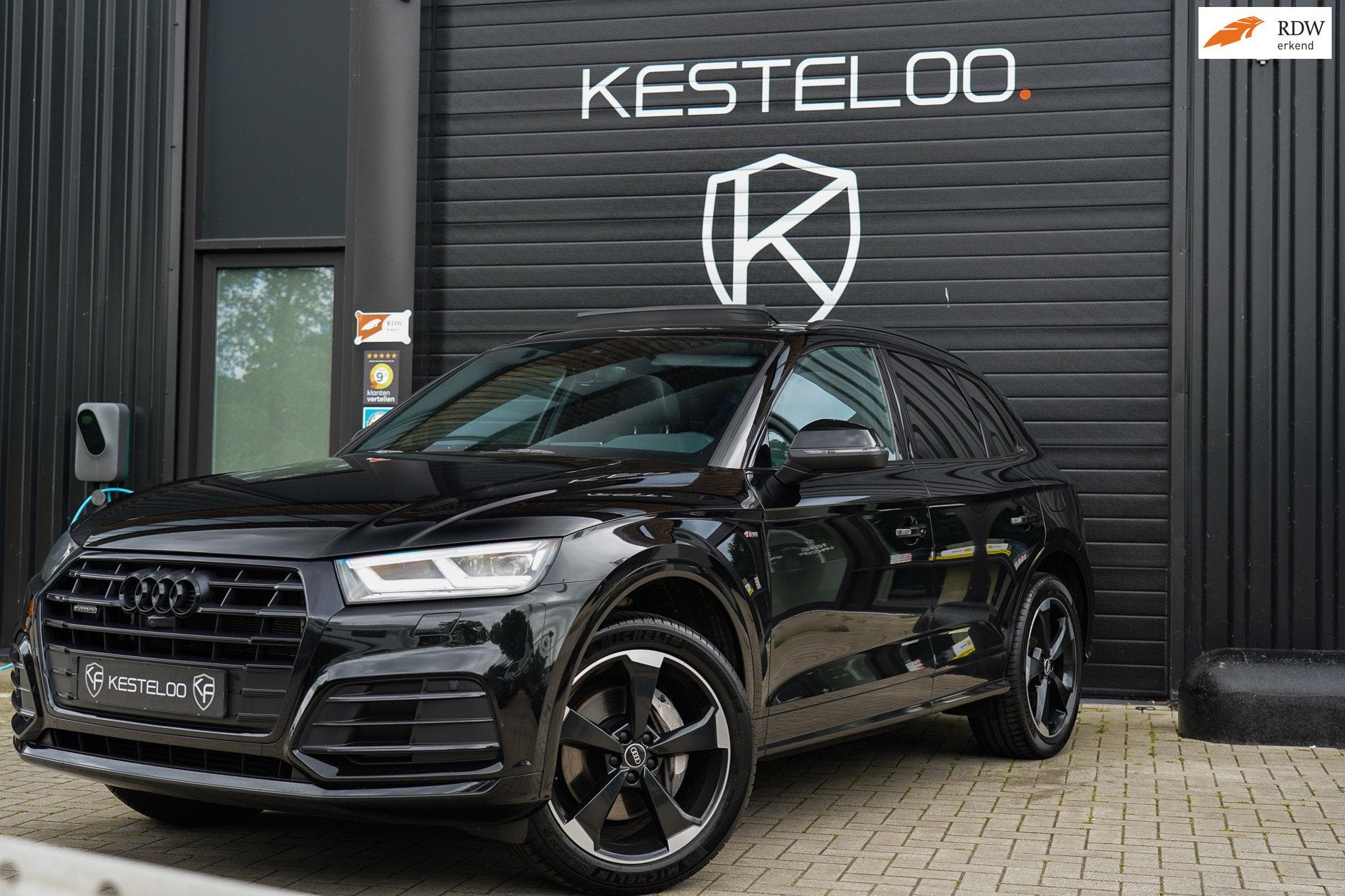 Audi Q5 55 S COMPETITION 55 TFSI e PANO/MATRIX/VIRTUEL/SPORT, Auto's, Audi, Dealer onderhouden, 4 cilinders, Zwart, Bedrijf
