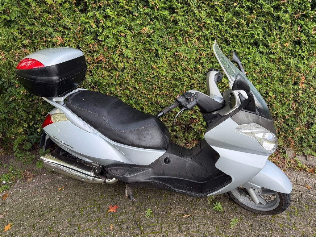 Aprillia Altantic 500cc Motor-scooter, Scooter, Occasion, Particulier, Minimaal motorrijbewijs A2