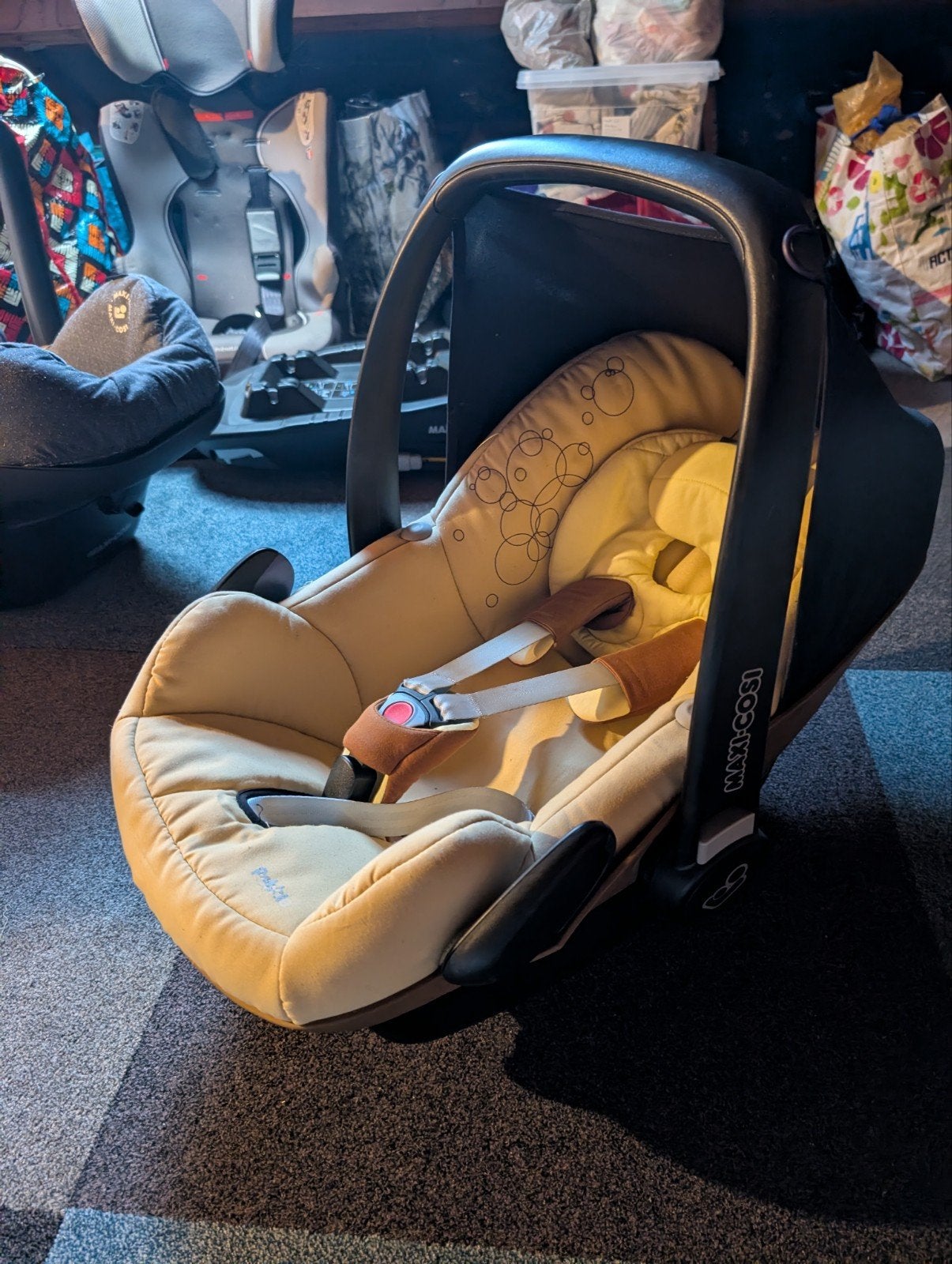 Maxi-Cosi Pebble autostoel - Geel met Leer, Ophalen, 0 t/m 13 kg, Maxi-Cosi, Gebruikt
