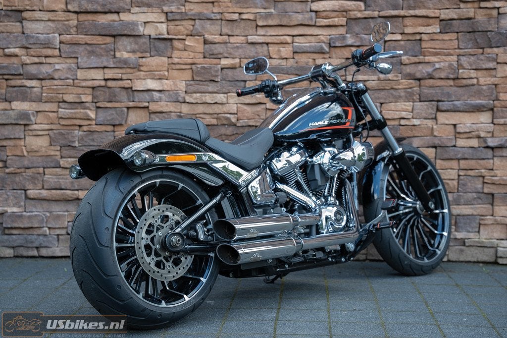 Harley-Davidson FXBR Breakout 117 M8 BTW-motor (bj 2023), Motoren, Motoren | Harley-Davidson, Info@harley-davidson.com, Chopper