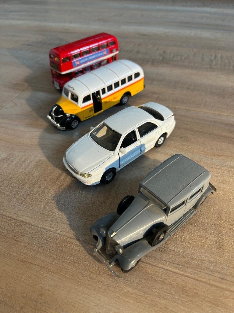 Set van 4 Unieke Modellen – Kia Credos, Oldtimer, Etc., Ophalen of Verzenden, Gebruikt, Auto