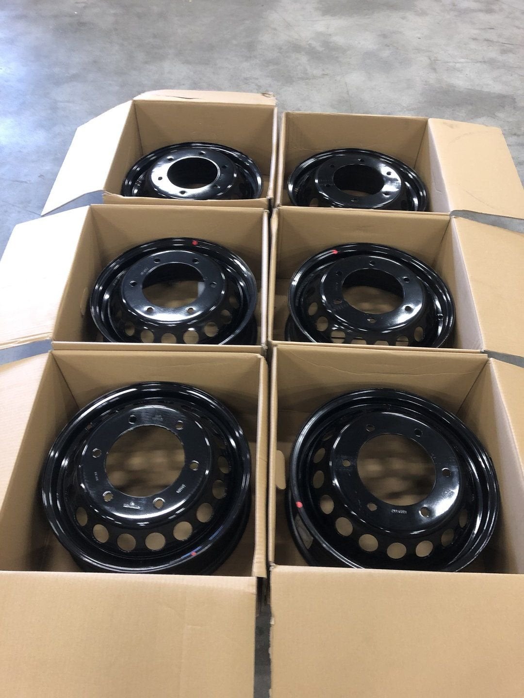 16 inch mercedes sprinter 907 906 dubbullucht PRIJS PER STUK, Auto-onderdelen, Banden en Velgen, -, Ophalen of Verzenden, Band(en)