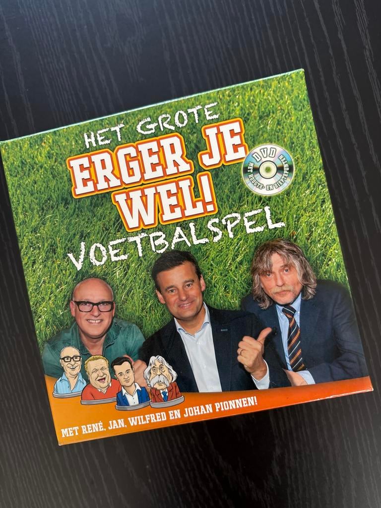 Het Grote Erger Je Wel! Voetbalspel met DVD, Ophalen of Verzenden, Zo goed als nieuw