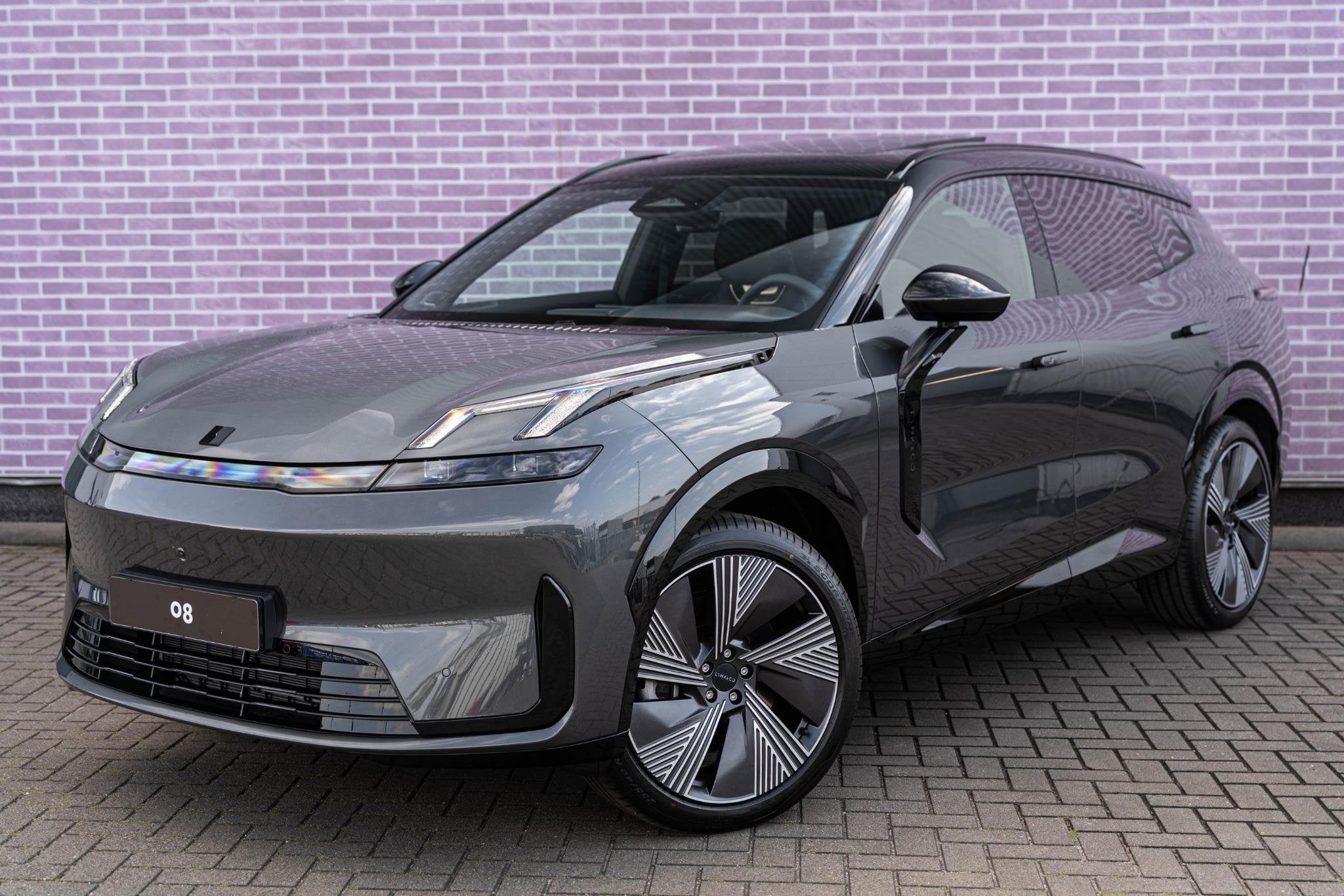 Lynk & Co 08 1.5 Plug-in Hybrid More | Afneembare Trekhaak |