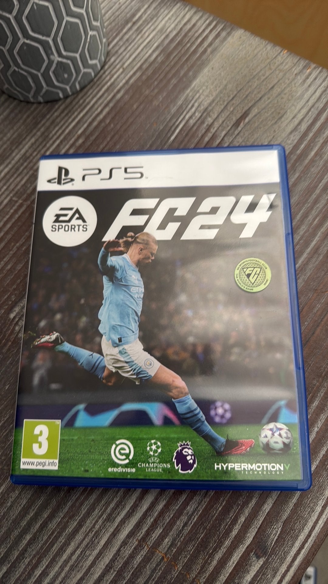 EAFC 24, Ophalen of Verzenden, Zo goed als nieuw