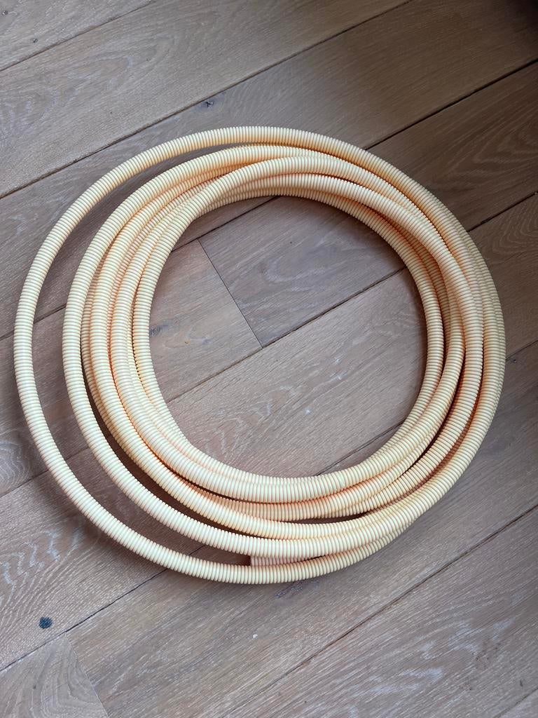 Gratis kabelgoot, Doe-het-zelf en Verbouw, Elektra en Kabels, Ophalen, Gebruikt, Kabel of Snoer