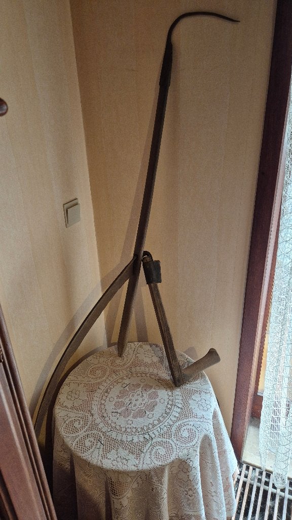 Antiek landbouw gereedschap, Ophalen