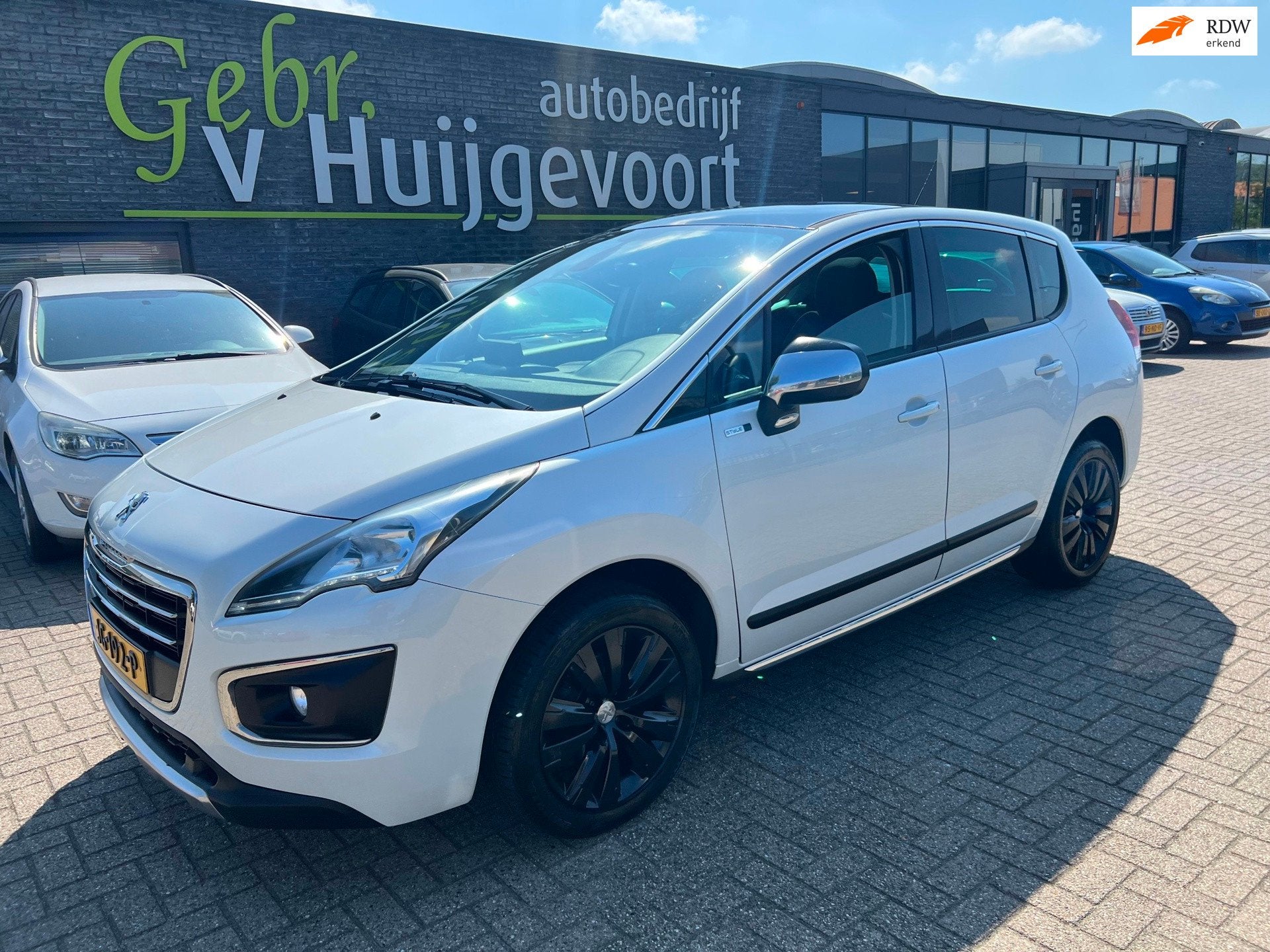 Peugeot 3008 1.2 PureTech Blue Lease Executive, Auto's, Peugeot, Voorwielaandrijving, Stof, Gebruikt, Euro 6