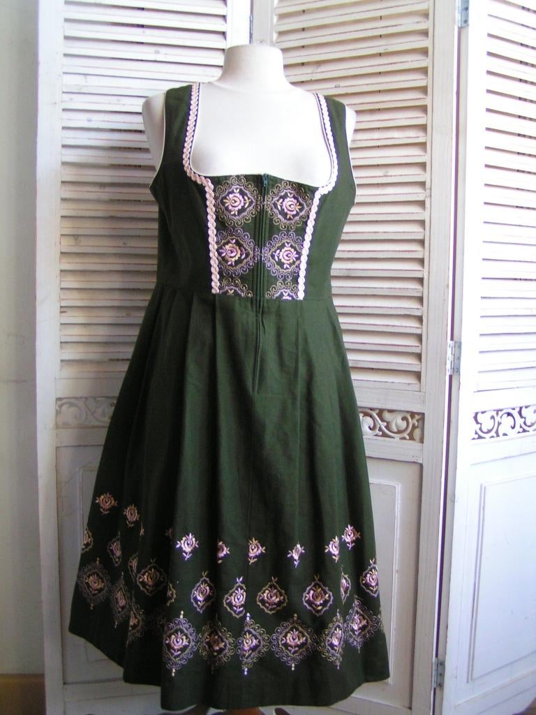 tiroler dirndl jurk maat 40 nr QQ 66, Verzenden, Zo goed als nieuw, Maat 38/40 (M), Overige thema's