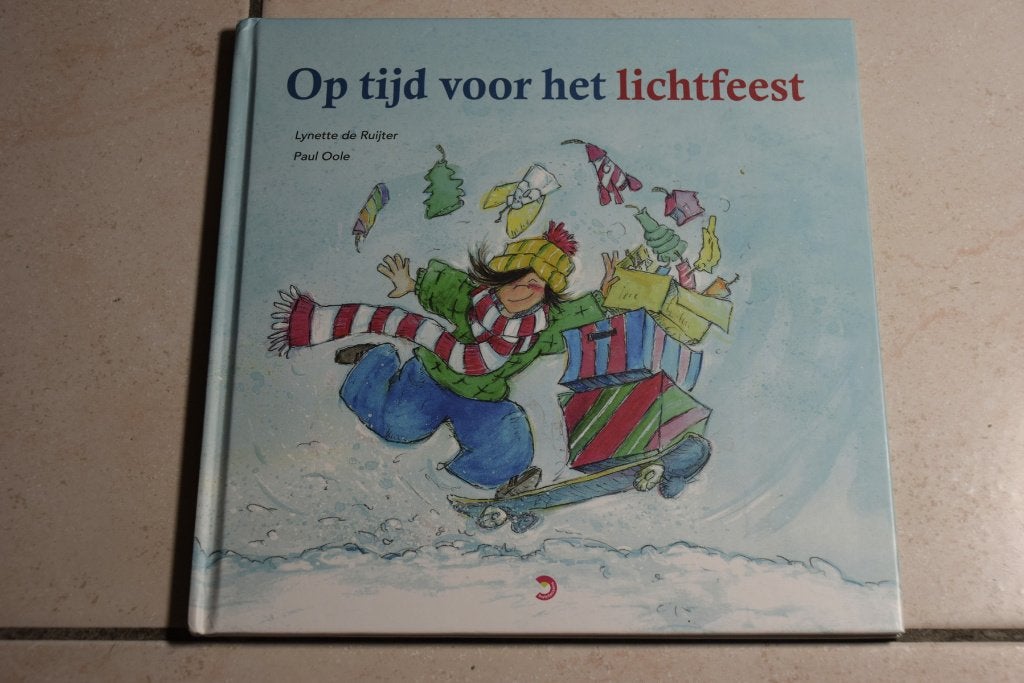 Op tijd voor het lichtfeest / Lynette de Ruijter  , Ophalen of Verzenden, Zo goed als nieuw, Fictie algemeen