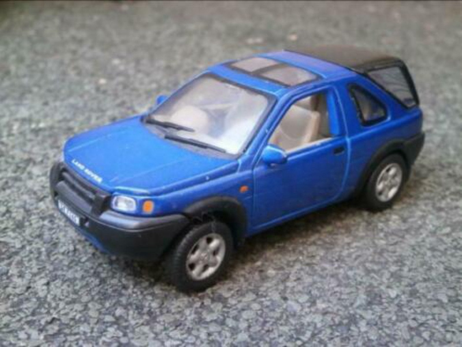 Landrover Freelander 1:43, Ophalen of Verzenden, Zo goed als nieuw, Auto, Overige merken