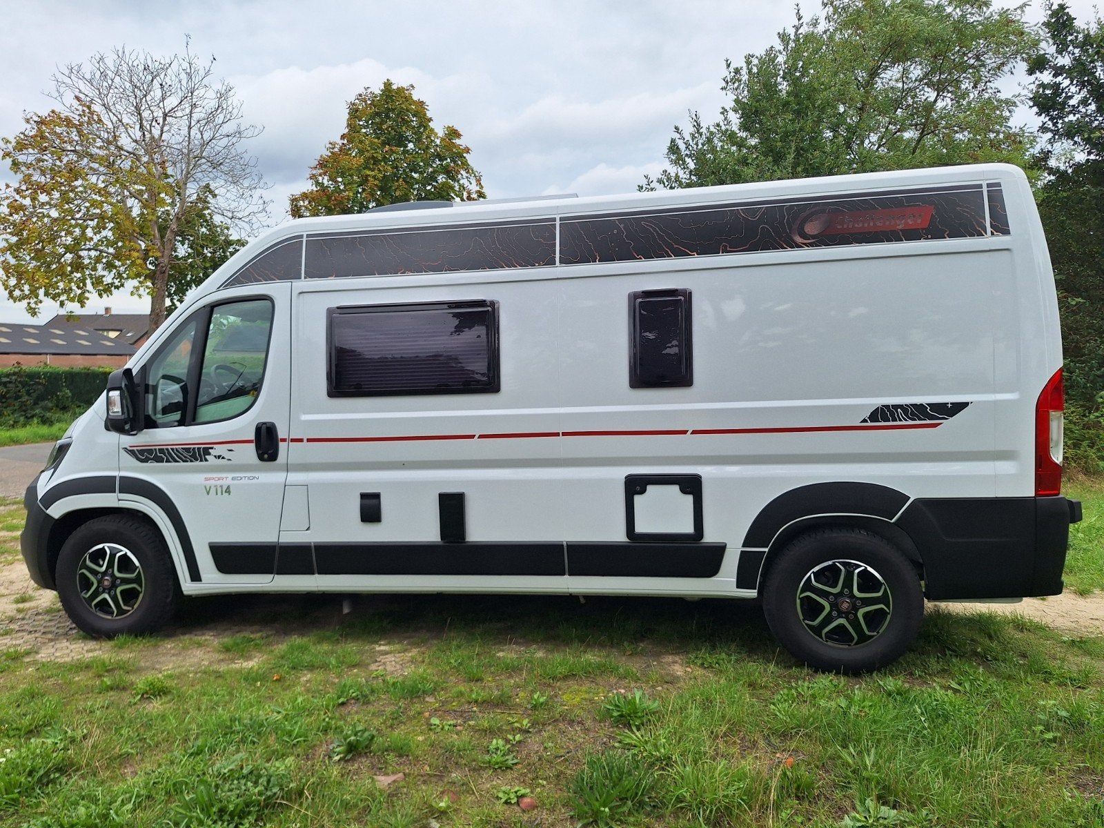 Challenger V114s Sport Edition met 9 traps automaat,16600 km, Automaat, Buscamper of Camperbus, Fiat, Diesel