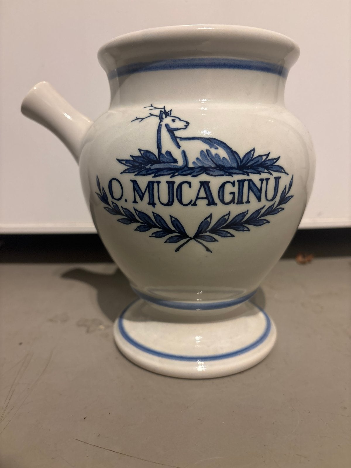 Vintage InterPharm O. Mucaginu Apothekerskan - Made in Holla, Antiek en Kunst, Ophalen