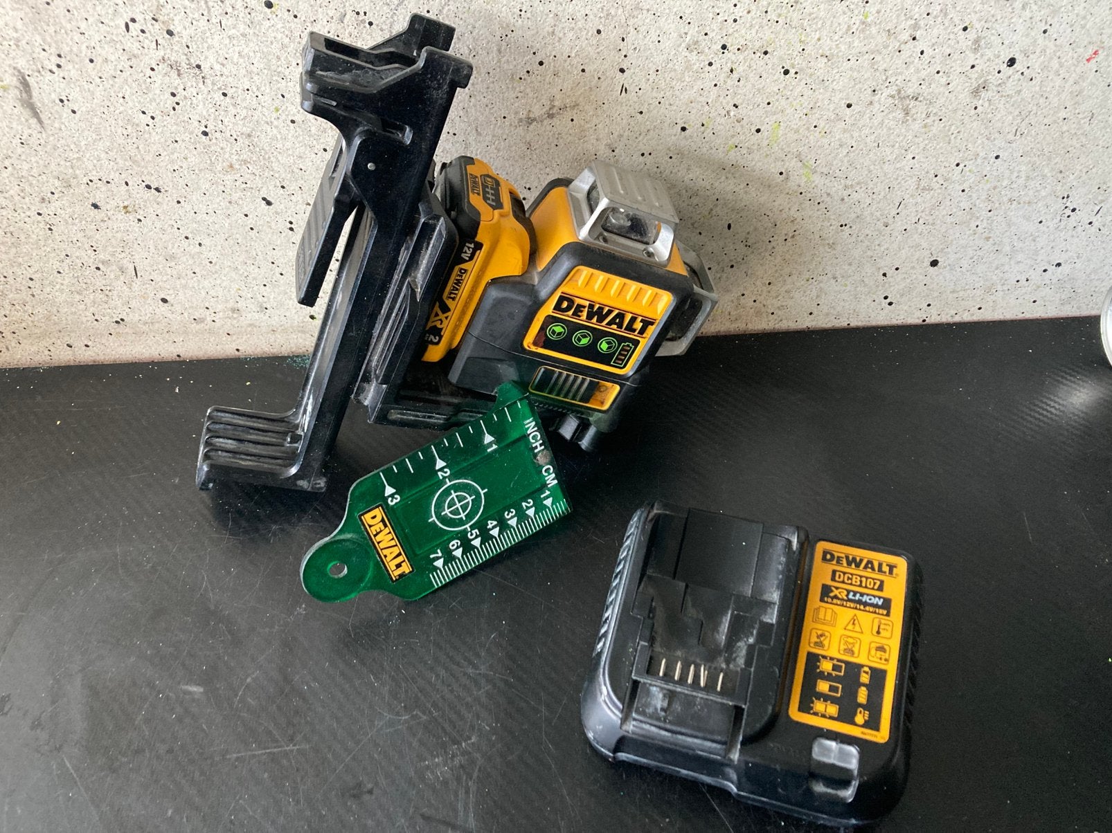 Dewalt multilijnlaser, Ophalen of Verzenden, Zo goed als nieuw