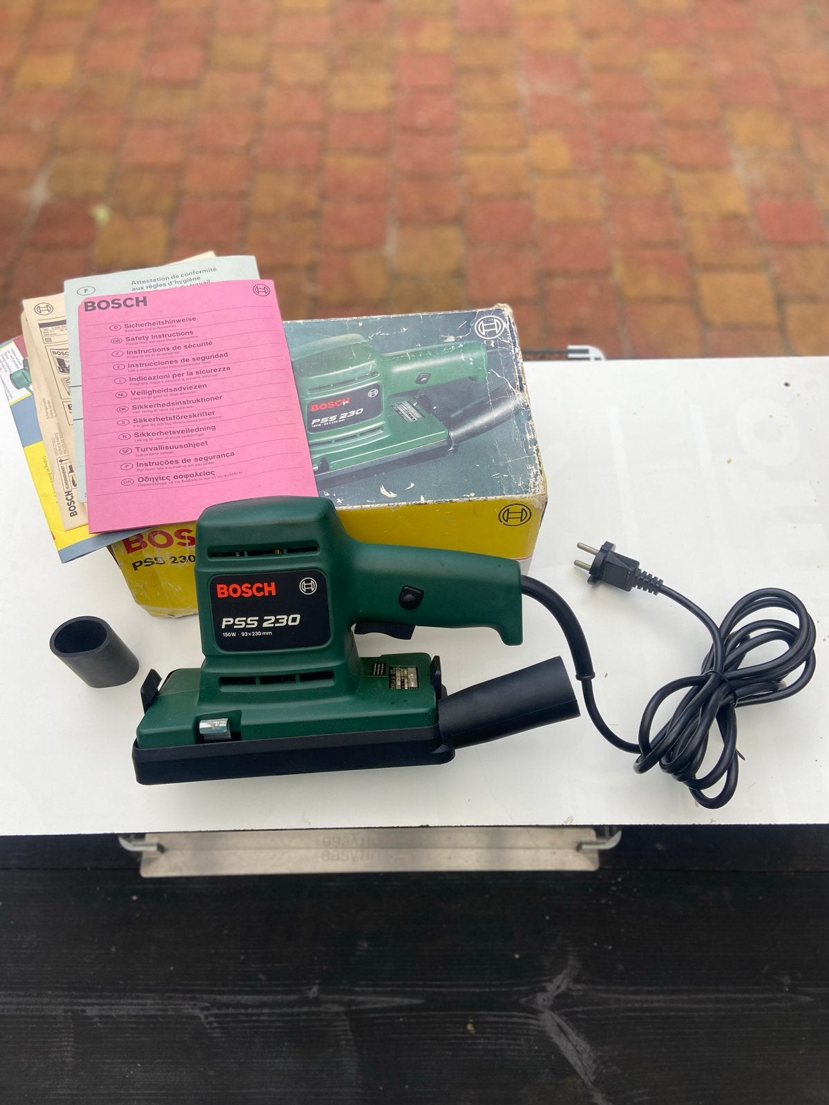 Bosch PSS 230 Vlakschuurmachine ( z.g.a.n.), Ophalen of Verzenden, Gebruikt, Minder dan 600 watt, Vlakschuurmachine