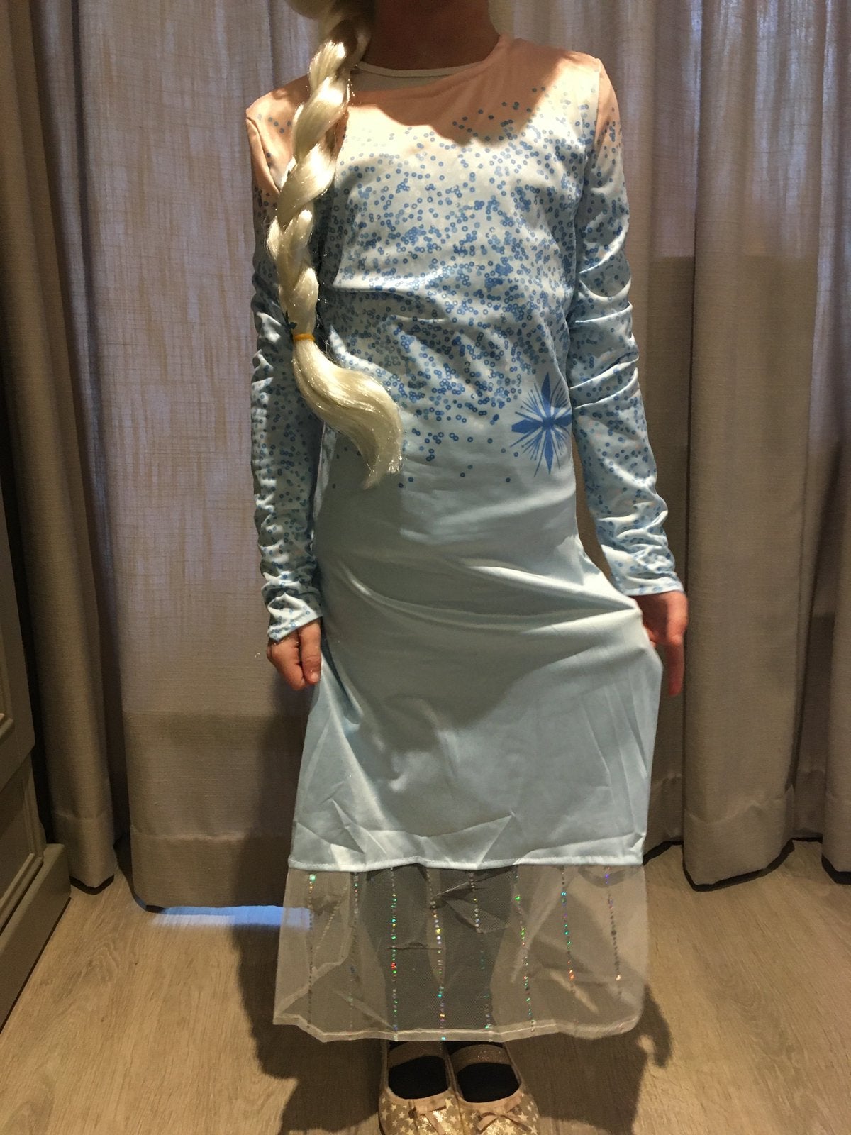 Nieuwe Elsa jurk uit Frozen 2 maat 98/104 of 134, Kinderen en Baby's, Ophalen of Verzenden, Nieuw, 104 of kleiner, Meisje