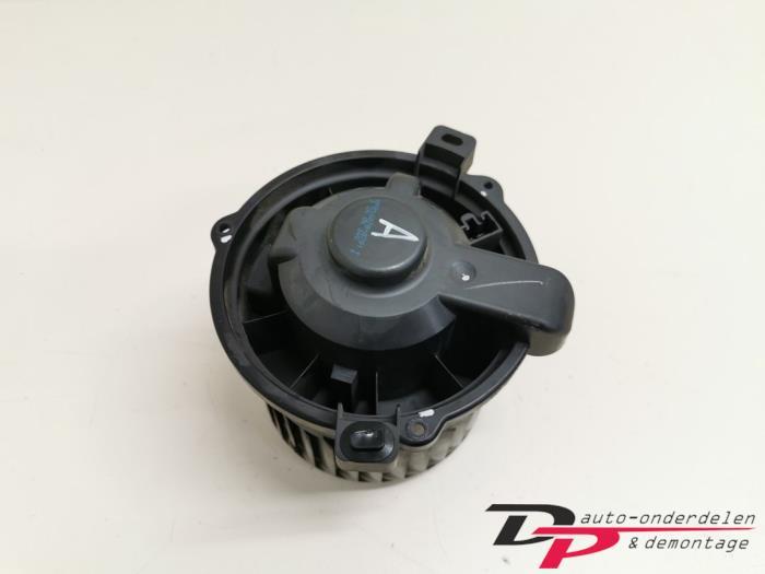 Kachel Ventilatiemotor van een Mitsubishi Colt, Gebruikt, -, -, Ophalen of Verzenden