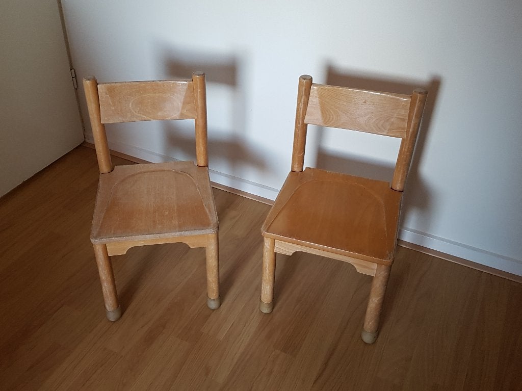 Kinder stoel hout 2 stuks, Ophalen, Gebruikt, Stoel(en)