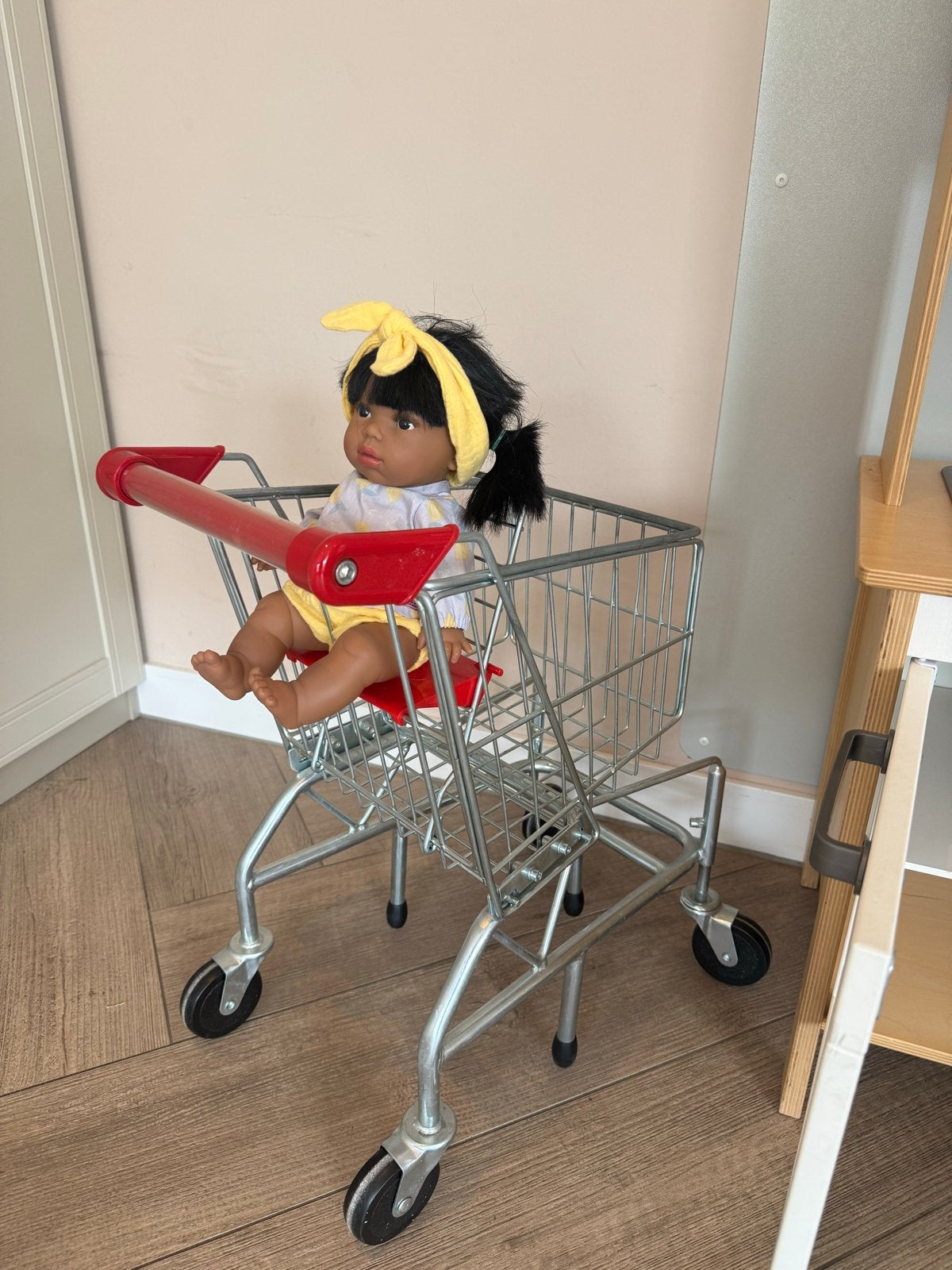 Melissa & Doug metalen winkelkarretje - Zo goed als nieuw, Kinderen en Baby's, Speelgoed | Overig, Ophalen of Verzenden, Zo goed als nieuw