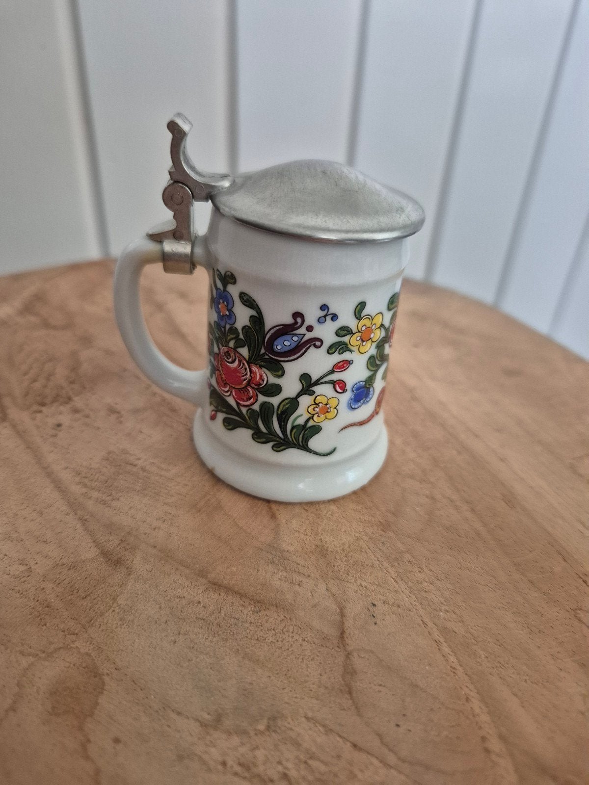 Miniatuur Bierpul met Bloemen en Tinnen Deksel, Antiek en Kunst, Antiek | Keramiek en Aardewerk, Ophalen of Verzenden
