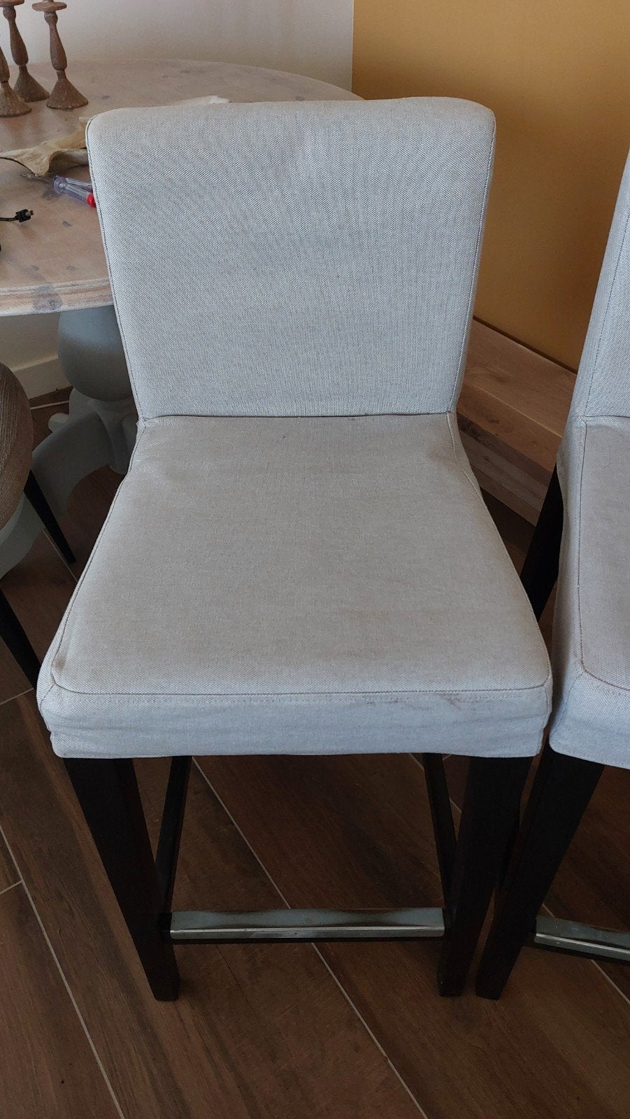 IKEA Barkruk Bergmund Te Koop, Huis en Inrichting, Ophalen, Gebruikt, 60 tot 90 cm, 3 krukken