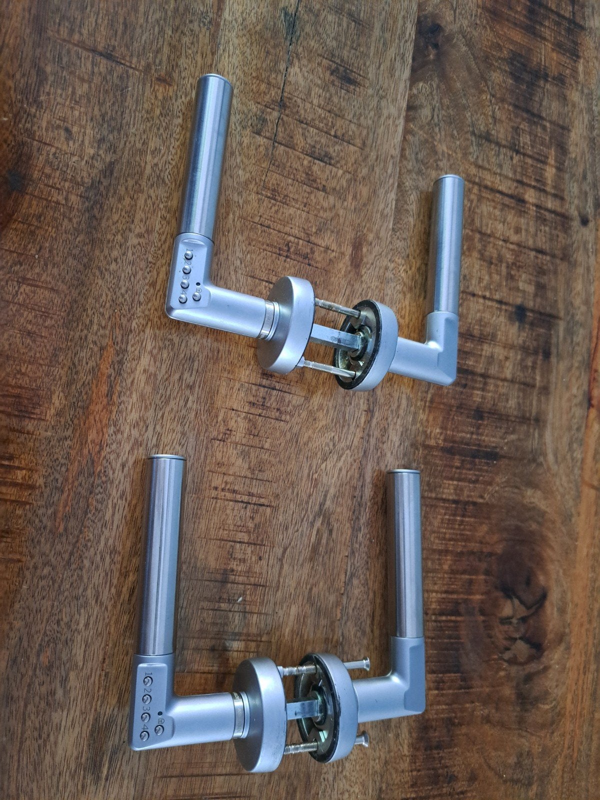 Assa Abloy Codekruk 7901 Elektromechanische Deurkruk (2x), Ophalen of Verzenden, Zo goed als nieuw, Overige materialen, Klink of Kruk