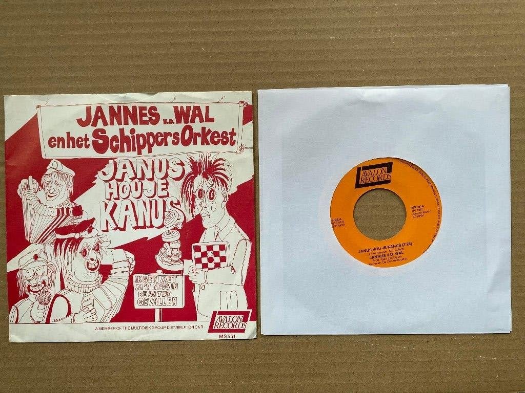Jannes v.d. Wal En Het SchippersOrkest–Janus Hou Je Kanus 7", Cd's en Dvd's, Gebruikt, Fotohoes, 7 inch, Ophalen of Verzenden