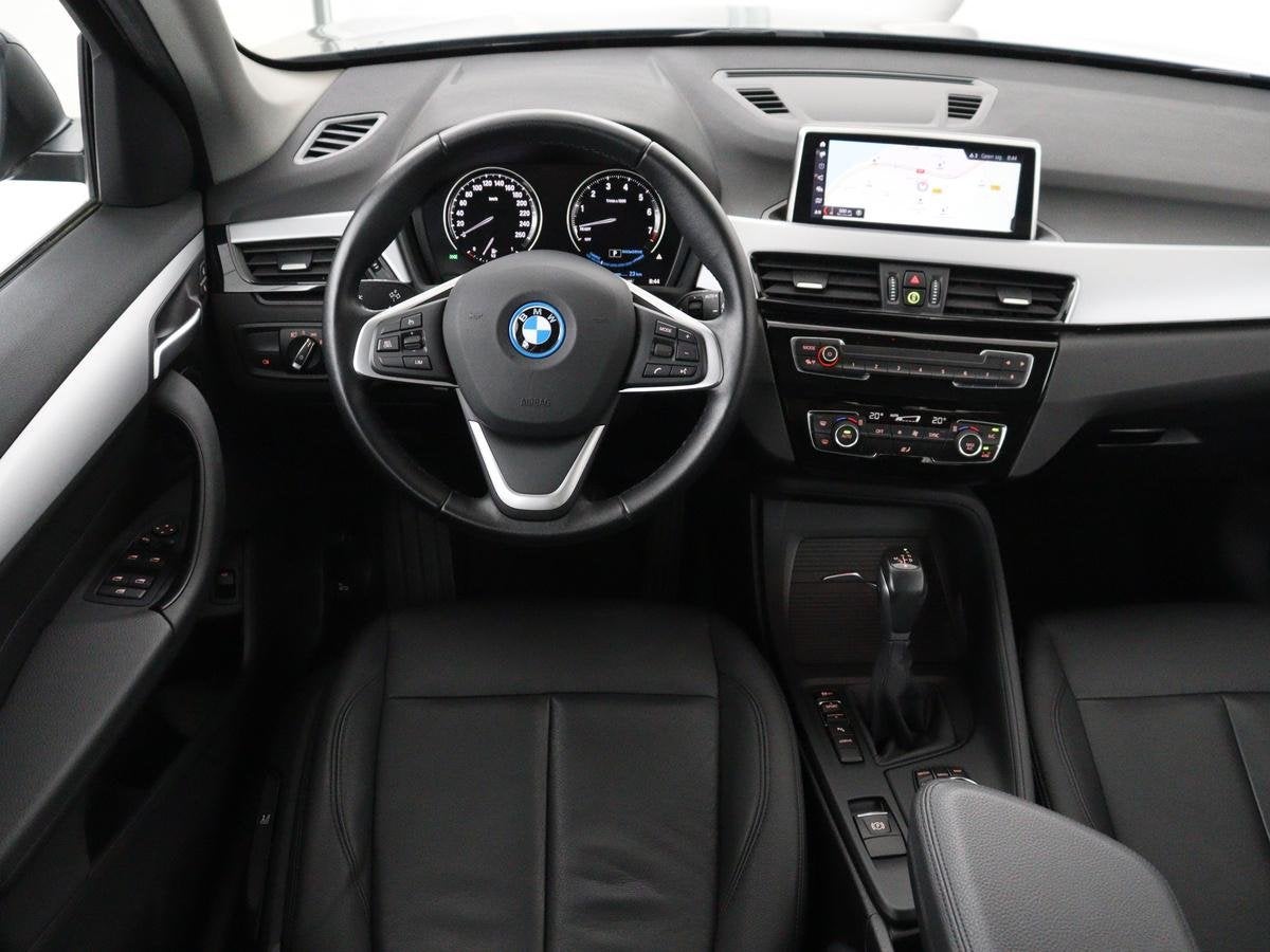 BMW X1 xDrive25e | Panaramadak | Camera | Cruise control | C, Auto's, BMW, Gebruikt, Bedrijf, Vierwielaandrijving, Hybride Elektrisch/Benzine