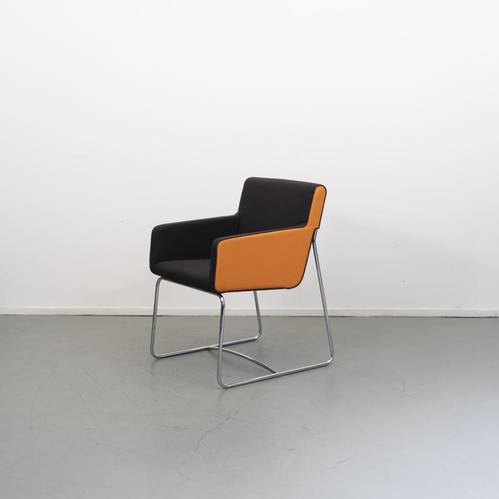Leolux Butterfly (Eetkamer) Stoel Grijs/Oranje Stof – Chroom, Niet ingevuld, Overige kleuren, Niet ingevuld, Ophalen of Verzenden